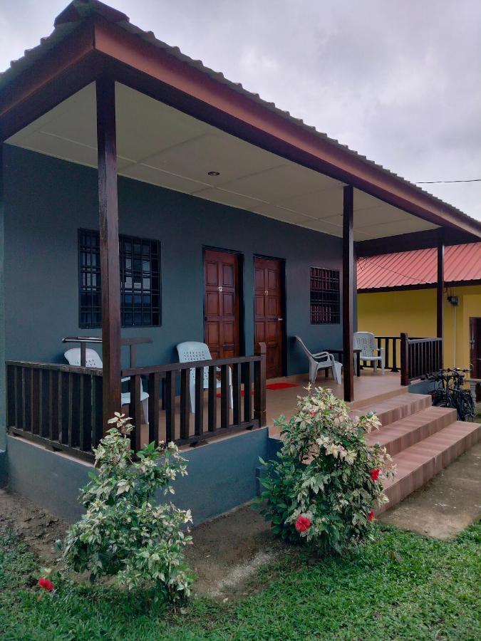 Restu Chalet Tioman Kampong Ayer Batang Eksteriør bilde