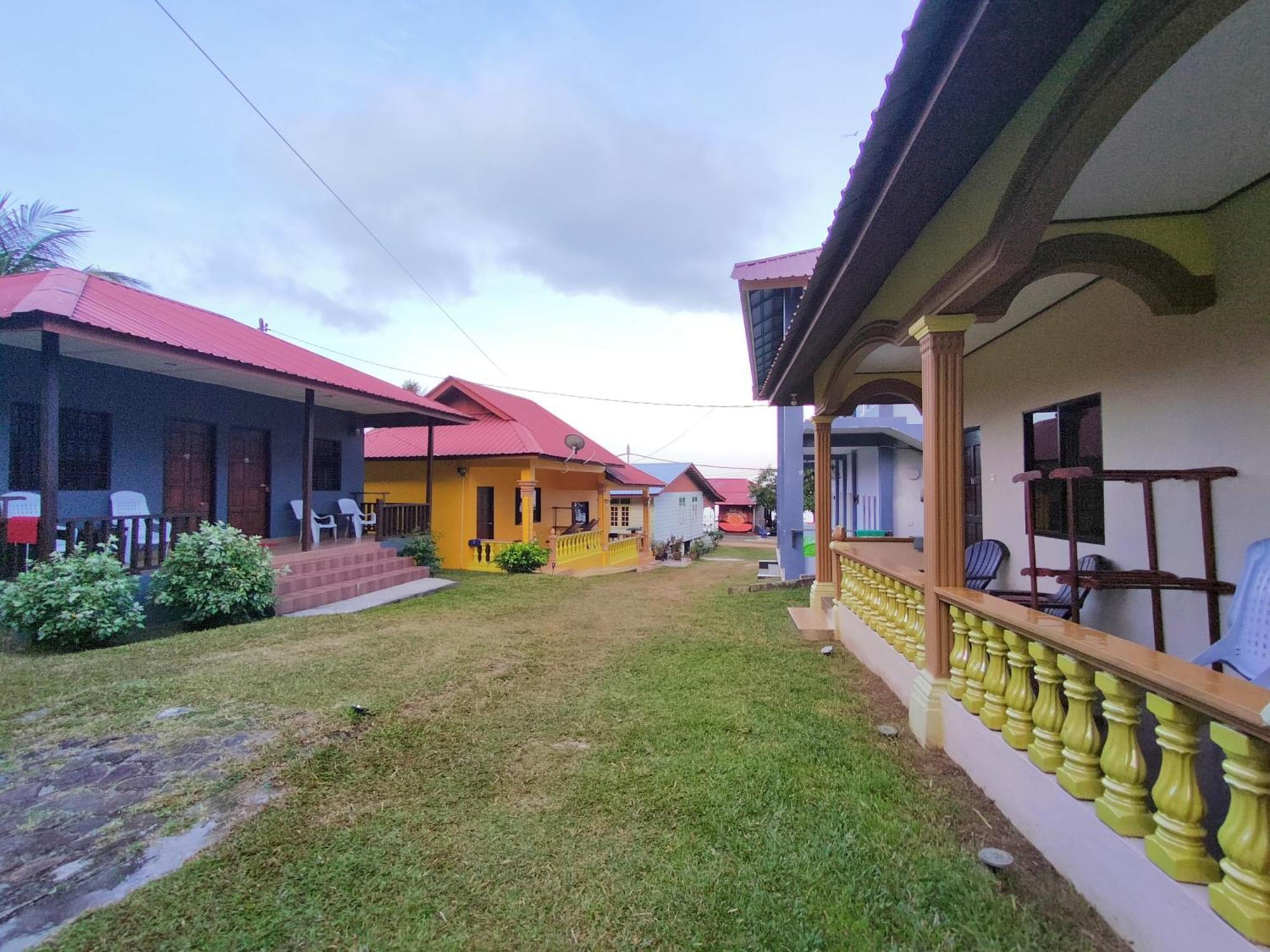 Restu Chalet Tioman Kampong Ayer Batang Eksteriør bilde