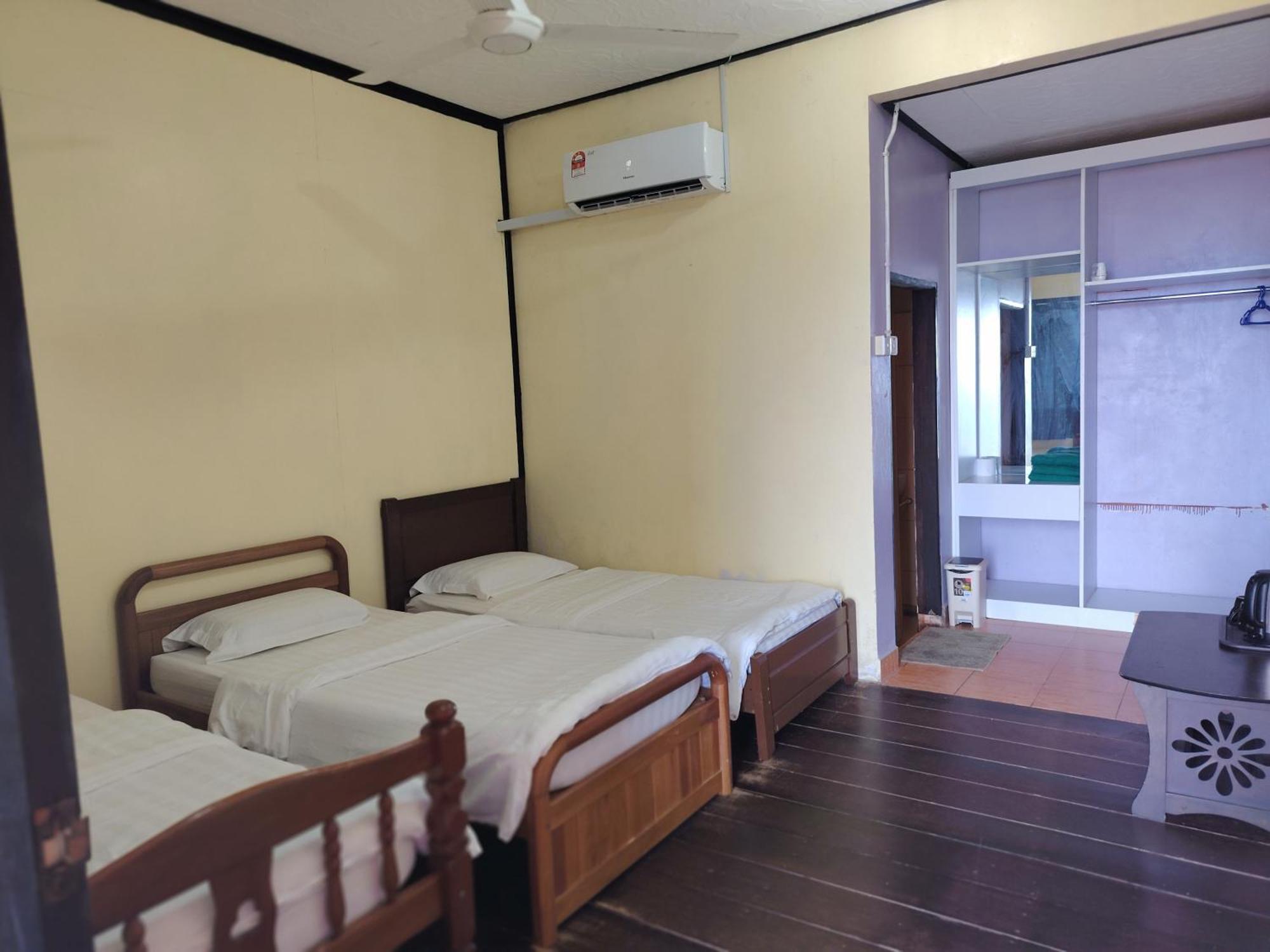 Restu Chalet Tioman Kampong Ayer Batang Eksteriør bilde